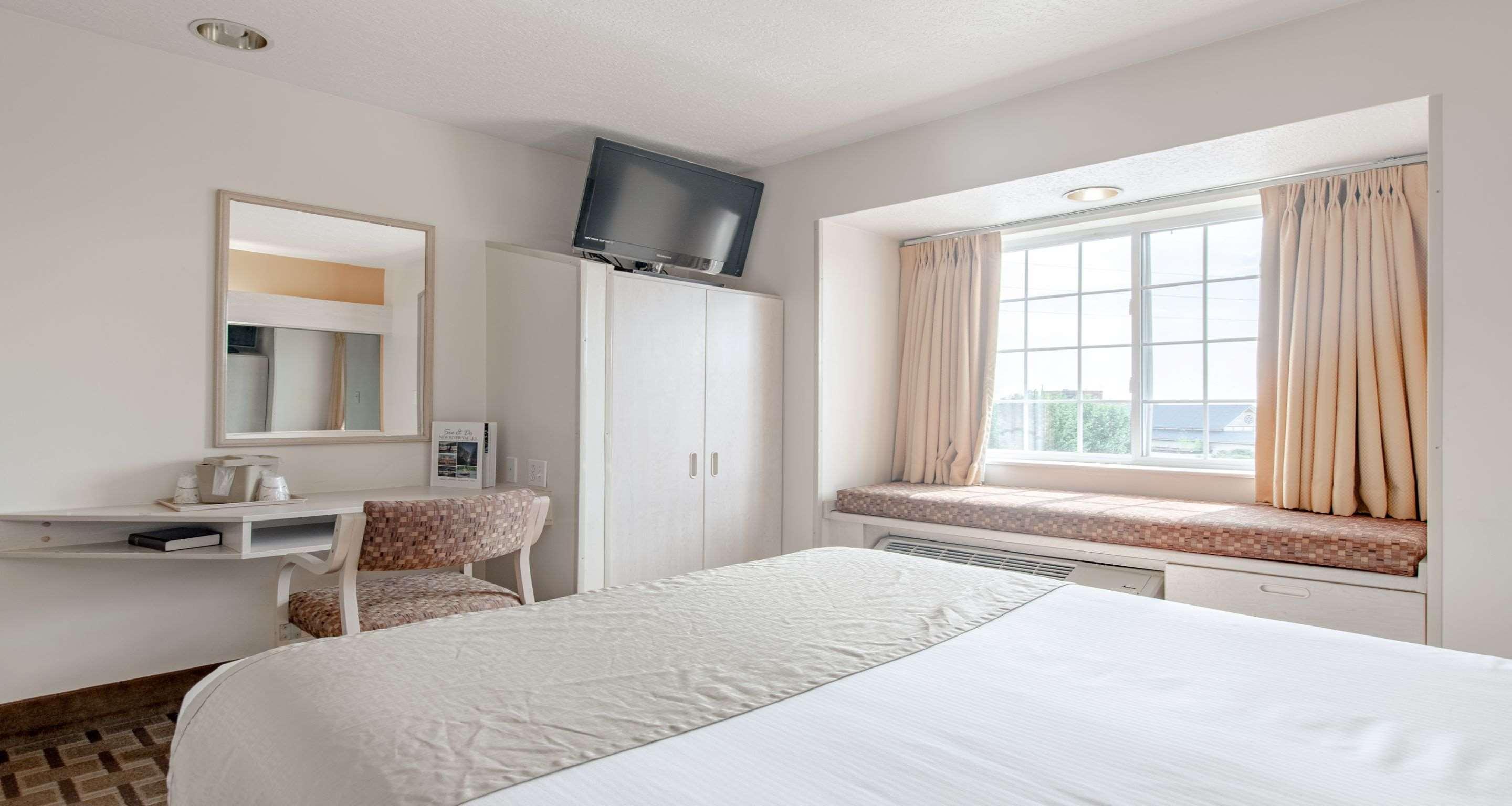 Surestay Hotel By Best Western Christiansburg Blacksburg Exterior photo
