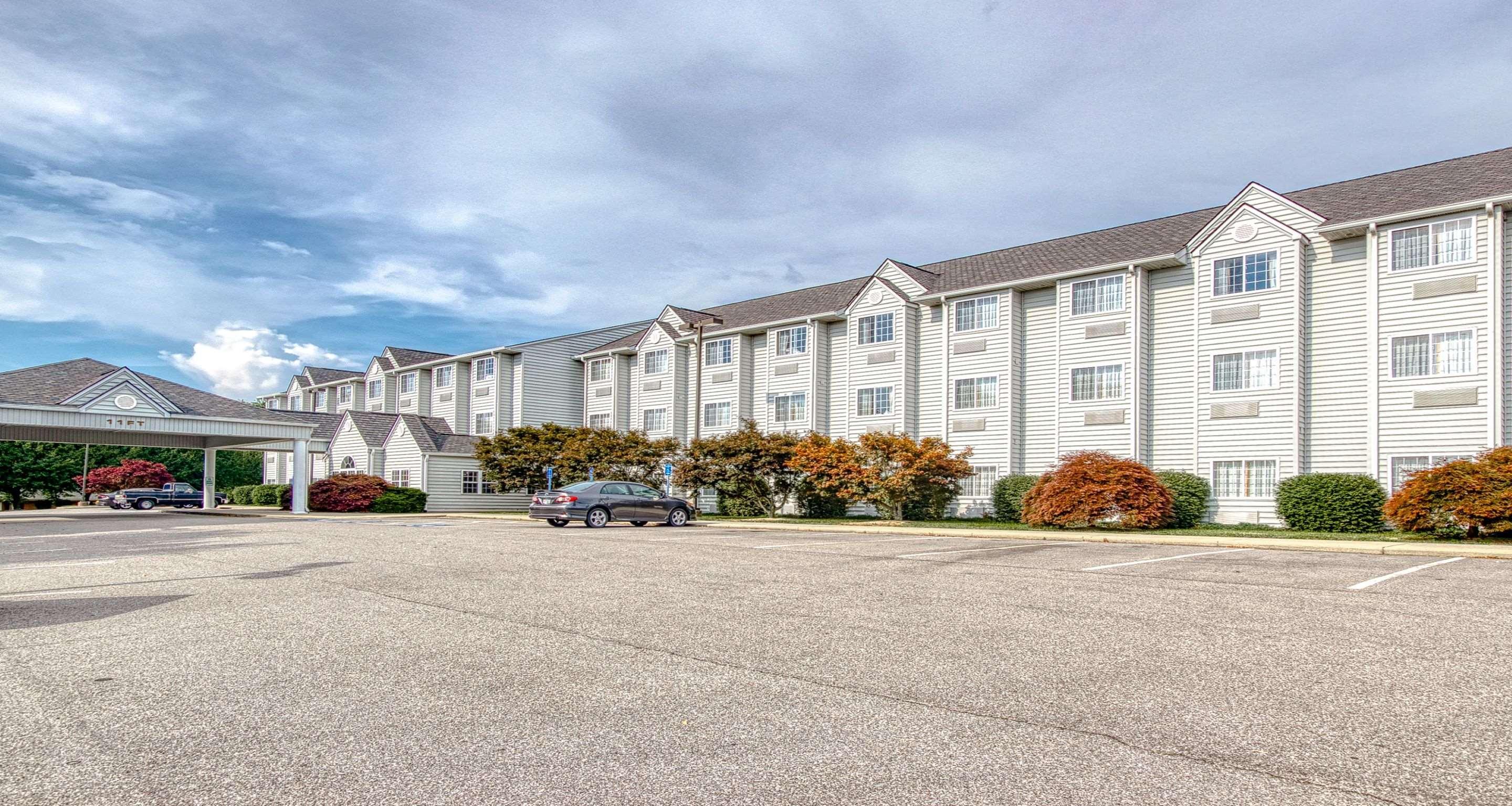 Surestay Hotel By Best Western Christiansburg Blacksburg Exterior photo